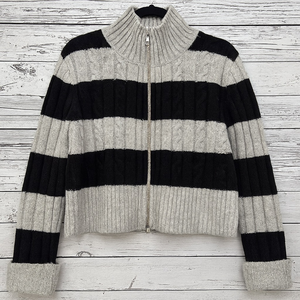 NYC Knits Women's Gray & Black Cropped Zip-up Ribbed Knit Jacket, size Large